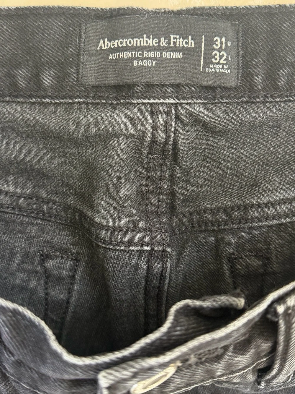 Abercrombie & Fitch Authentic Rigid Baggy Jeans, Size 31